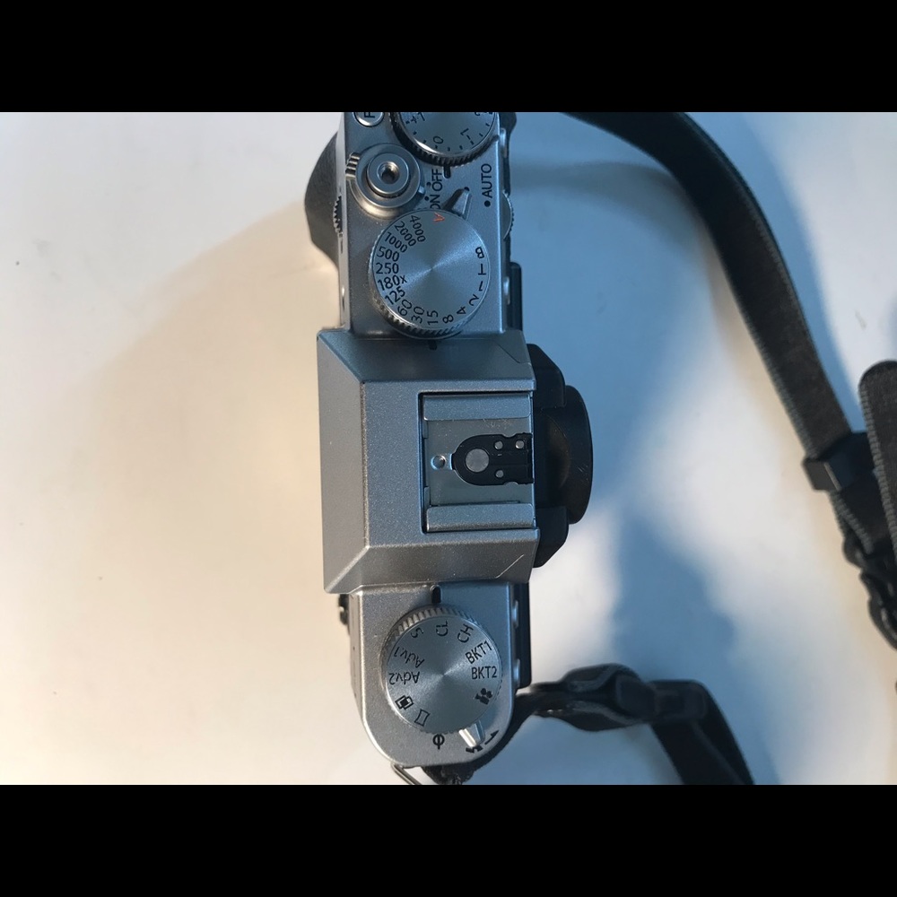 Digital camera - Picture 5 of 5